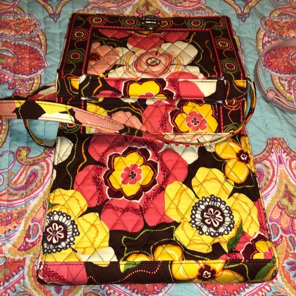 Vera Bradley Crossbody NWOT - Picture 4 of 6